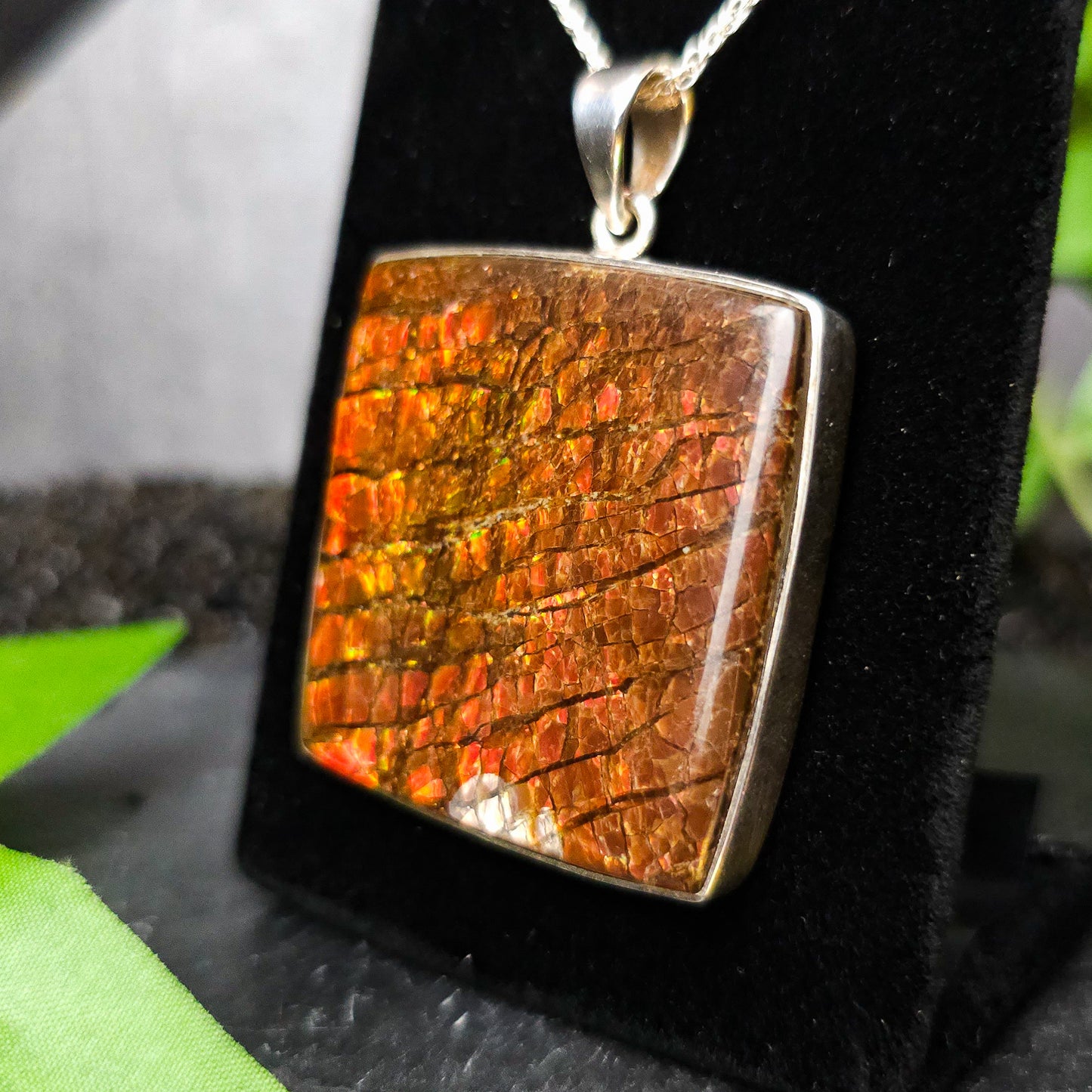 Ammolite Pendant No.573