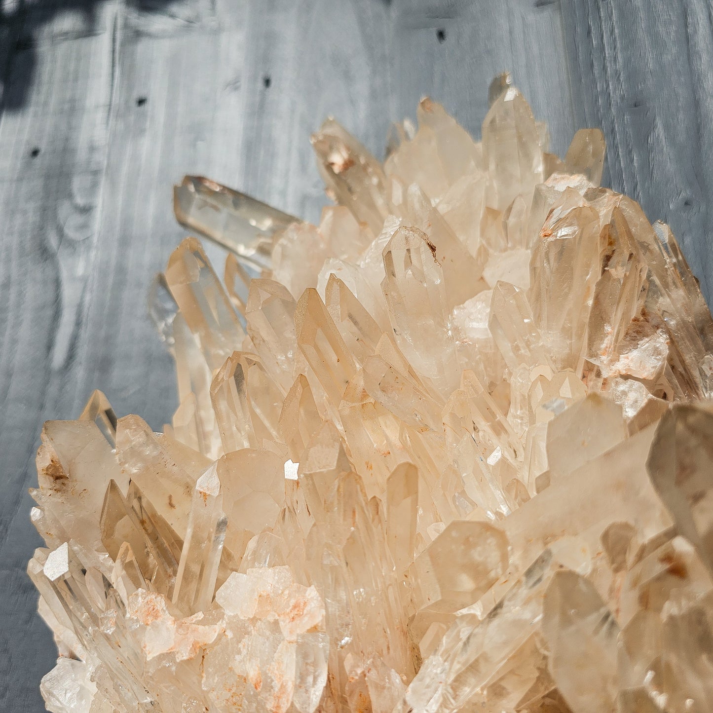 Large Quartz Cluster