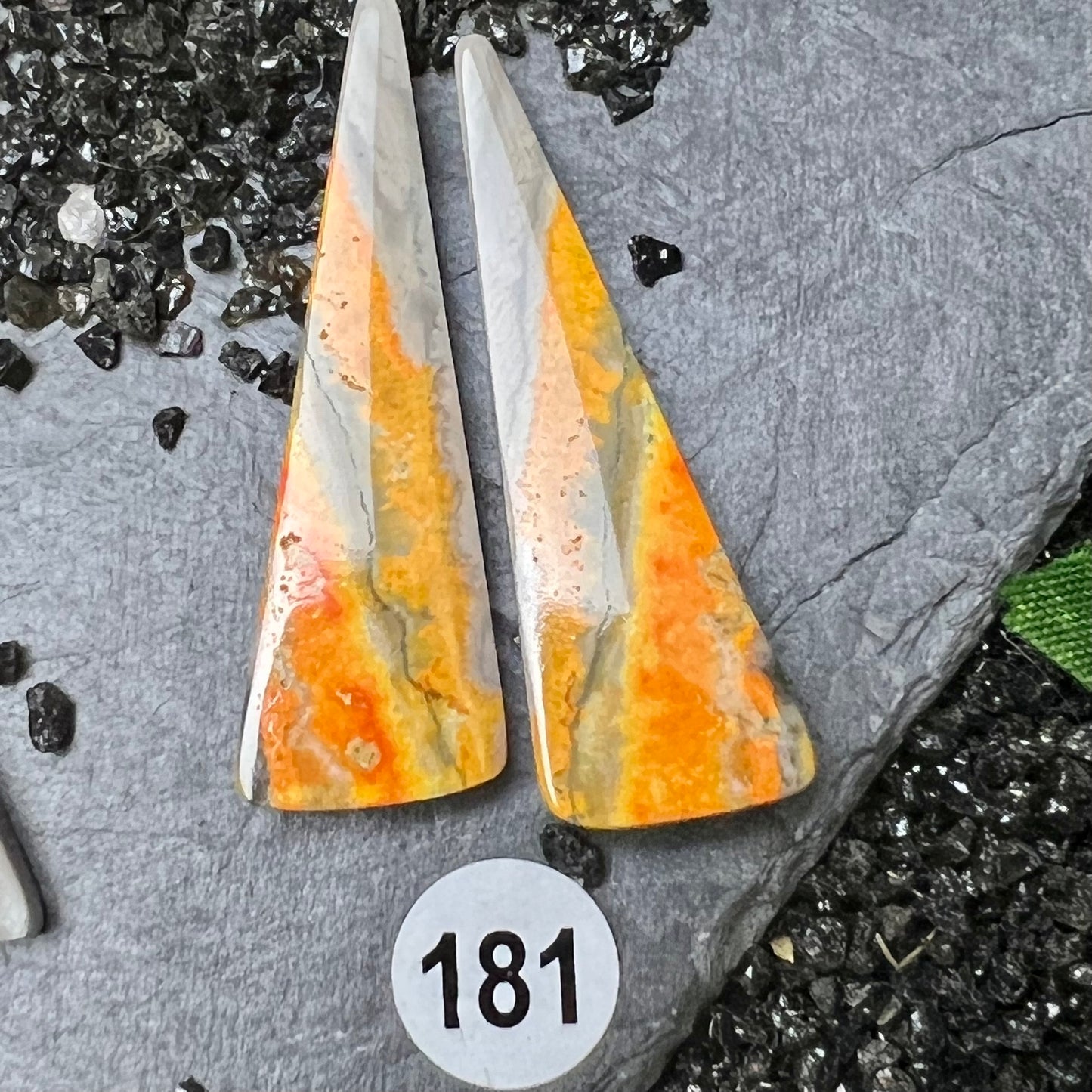 Bumblebee Cabochon Pairs (earrings)