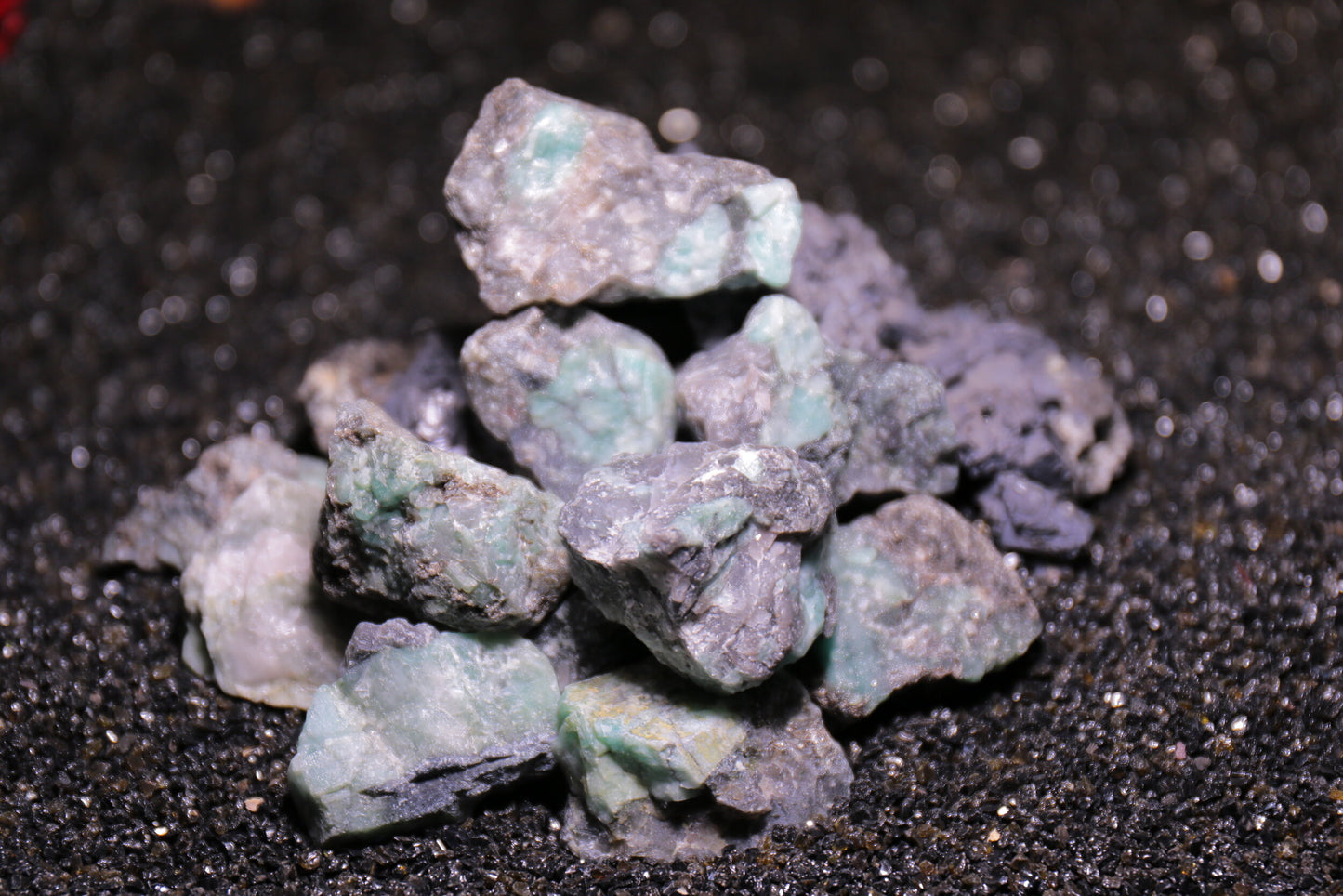 Emerald Raw