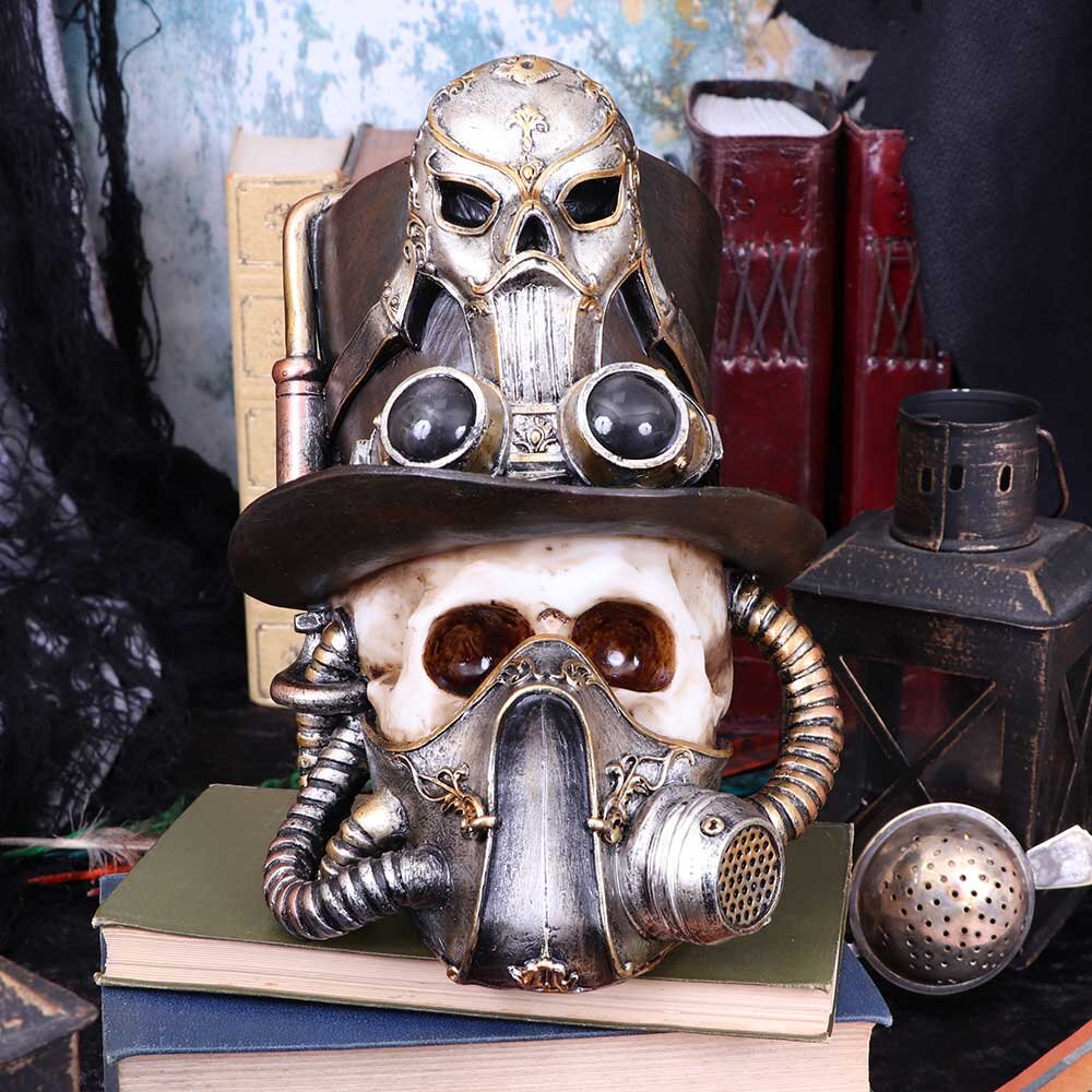 Corona-man Skull, Keep self-isolated!