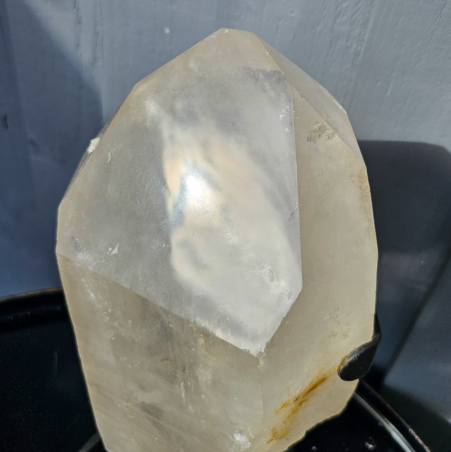 HUGE Quartz Point