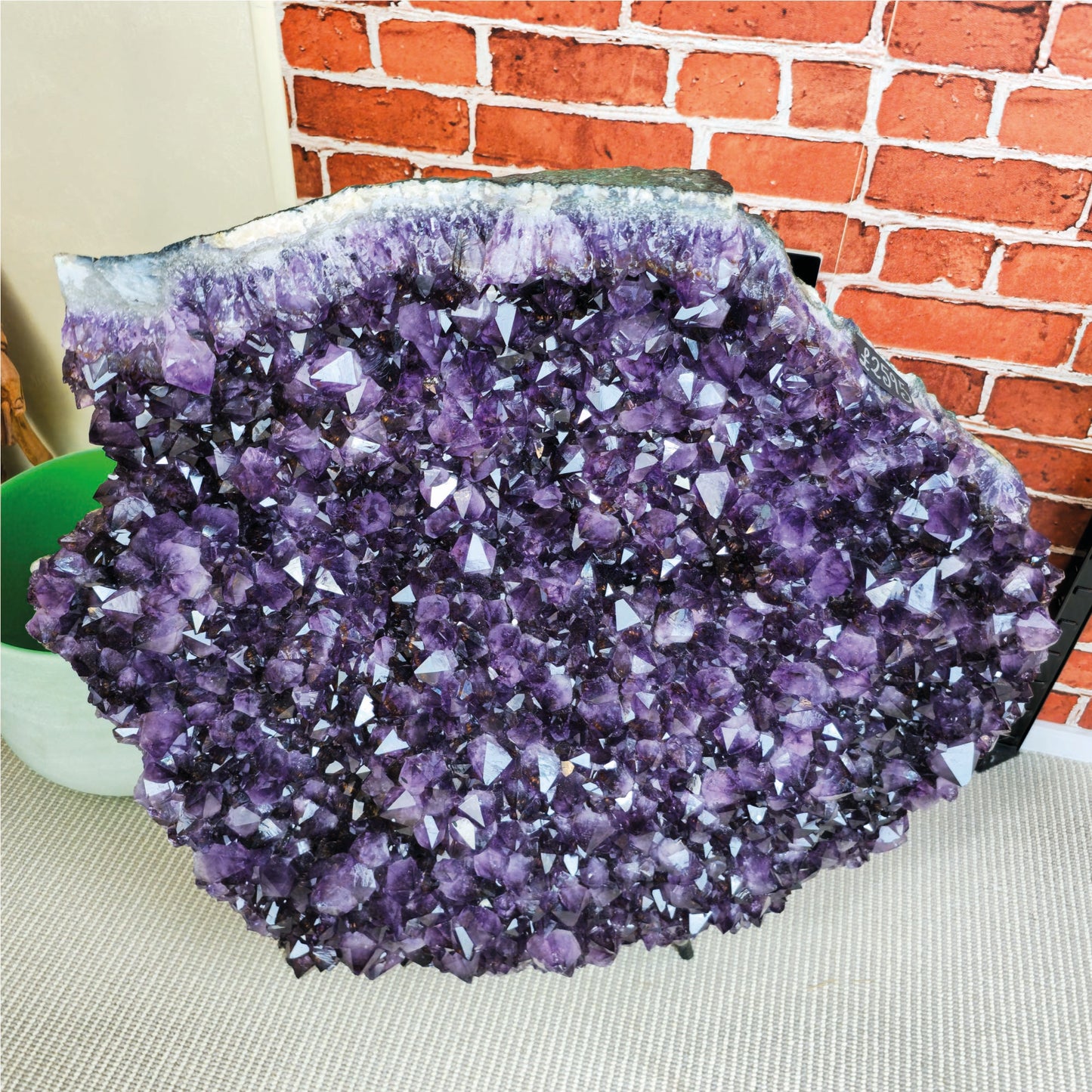 Large Amethyst bed (geode)