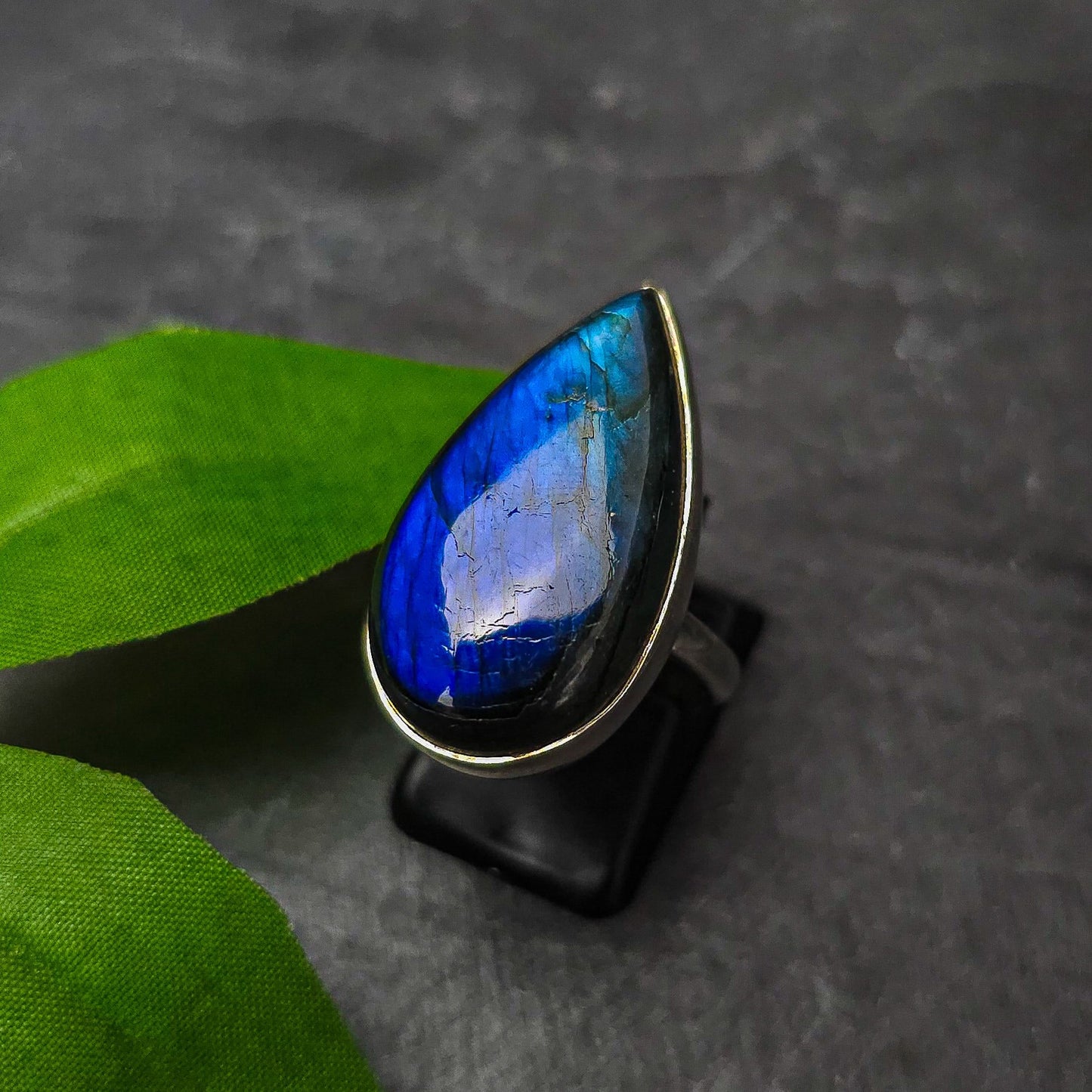 Labradorite Ring Size M No. 74